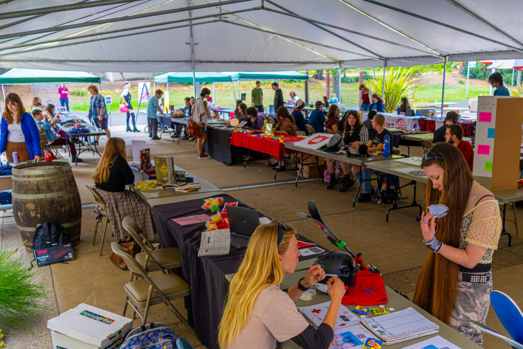 The Student Club Fair, held Thursday, gave students and on-campus organizations the opportunity to connect with one another based on interests, community, professional/academic interest, and civic engagement opporunities.